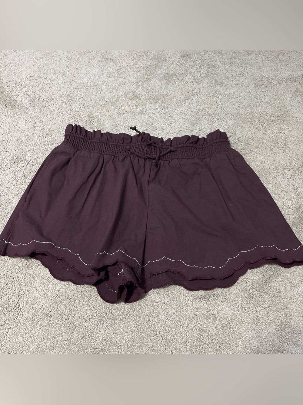 Anthropologie Scalloped Hem High-Waist Shorts in Plum